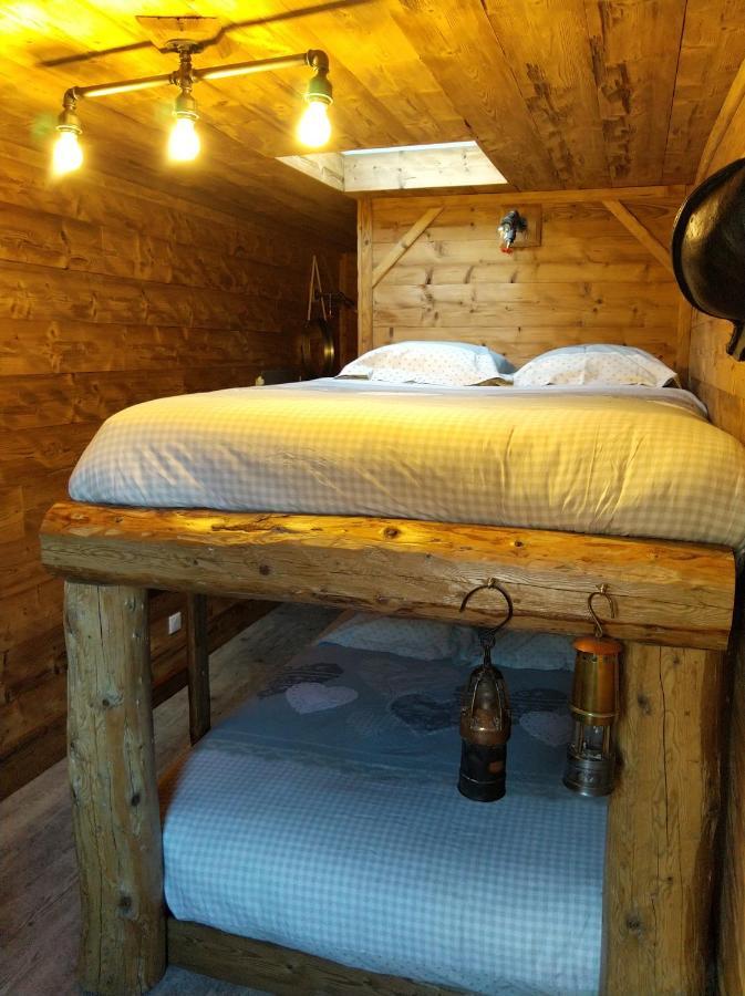 L'Entre 2 Cols Bed & Breakfast Saint-Martin-sur-le-Chambre Екстериор снимка